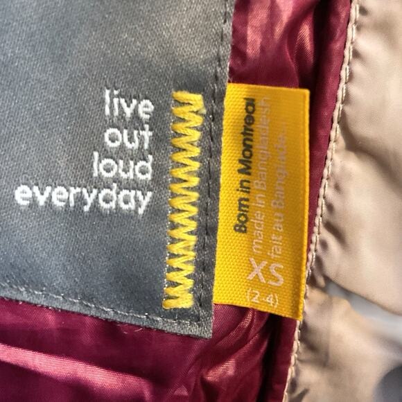 Lolë Women's Hooded Down Puffer Coat - XS (2-4) - Red Burgundy Full Zip Fitted - Picture 6 of 16